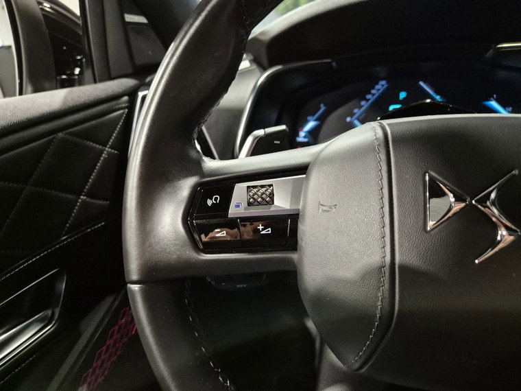 Vehicle Image 40