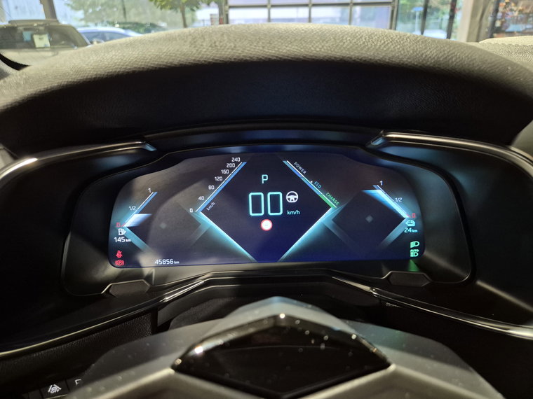 Vehicle Image 42