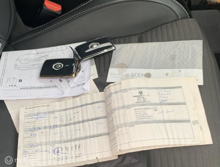 Vehicle Image 21