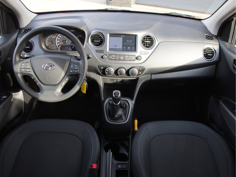 Vehicle Image 13