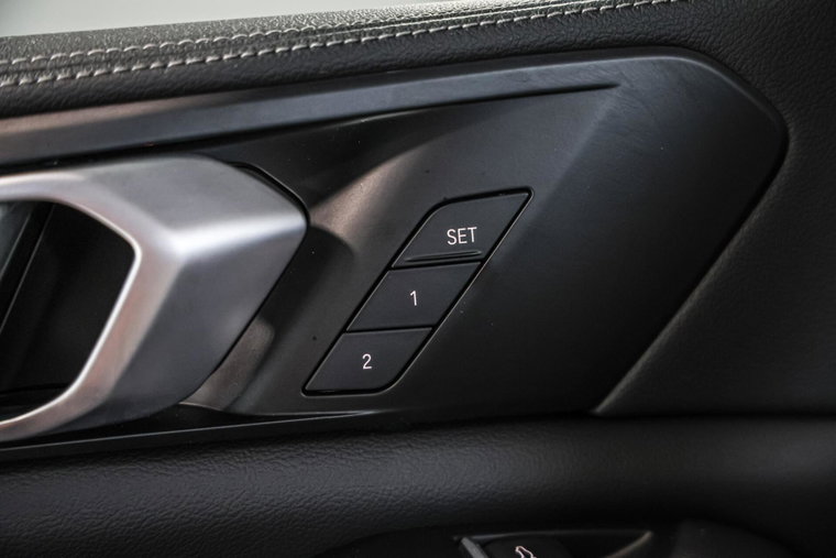 Vehicle Image 37