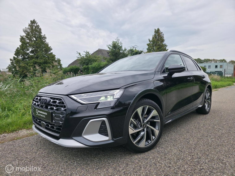 Vehicle Image 35