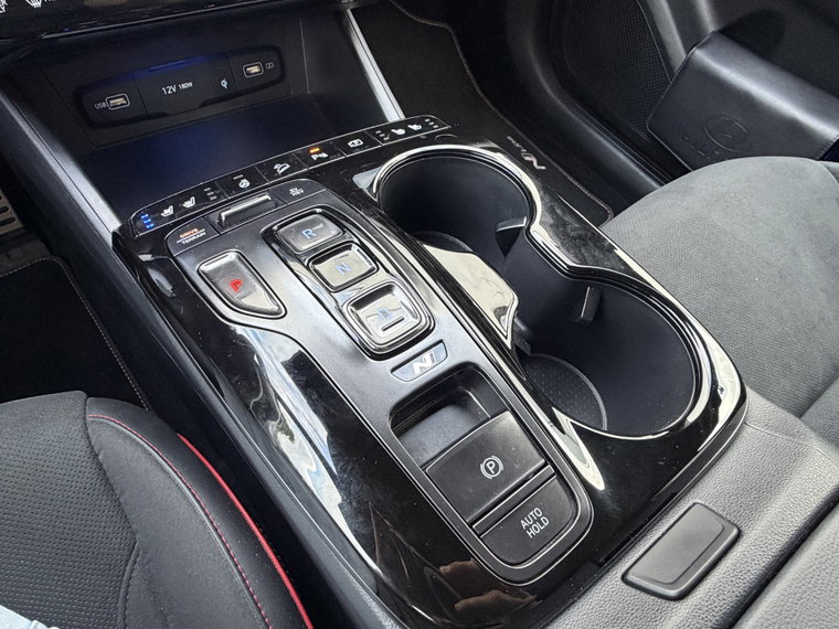 Vehicle Image 22