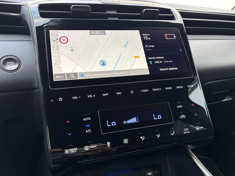 Vehicle Image 25