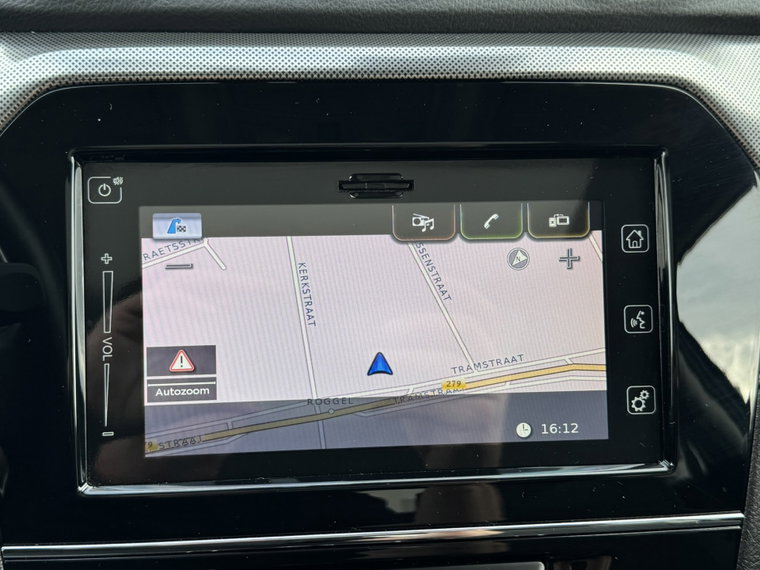 Vehicle Image 17