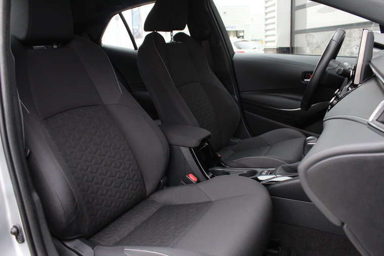 Vehicle Image 10