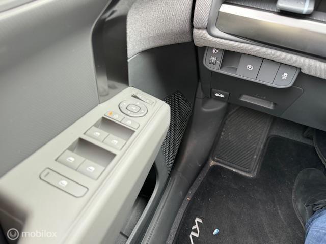 Vehicle Image 29
