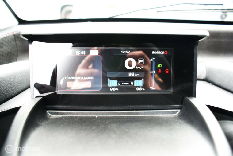 Vehicle Image 13