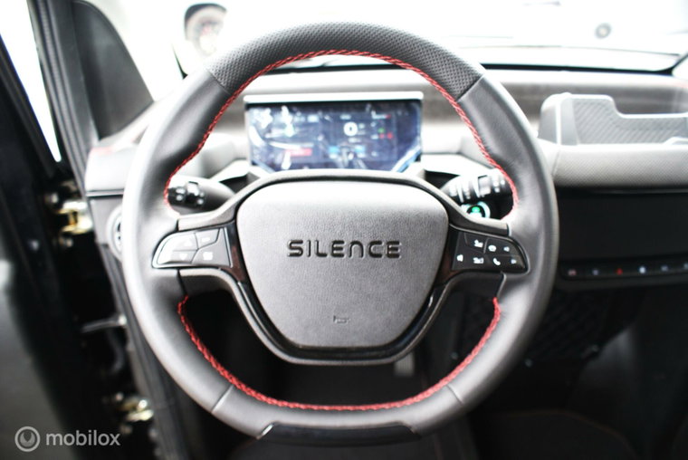 Vehicle Image 22