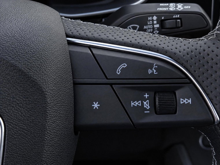 Vehicle Image 22
