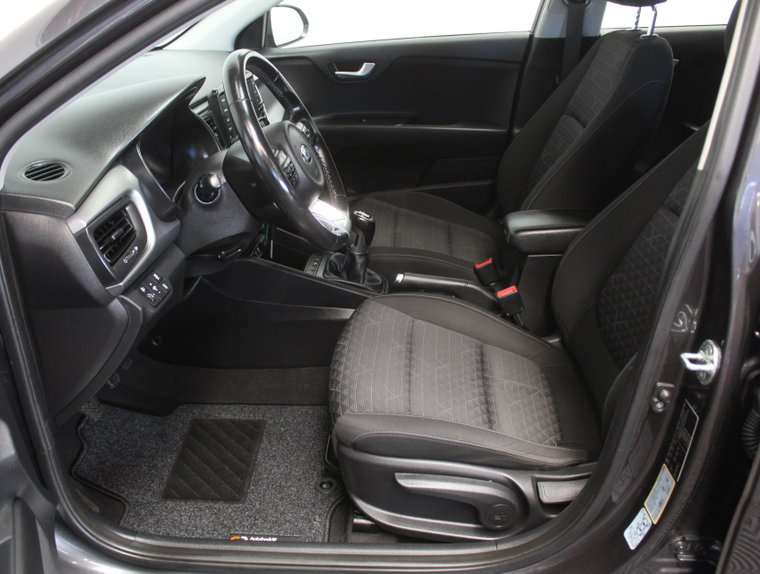 Vehicle Image 40