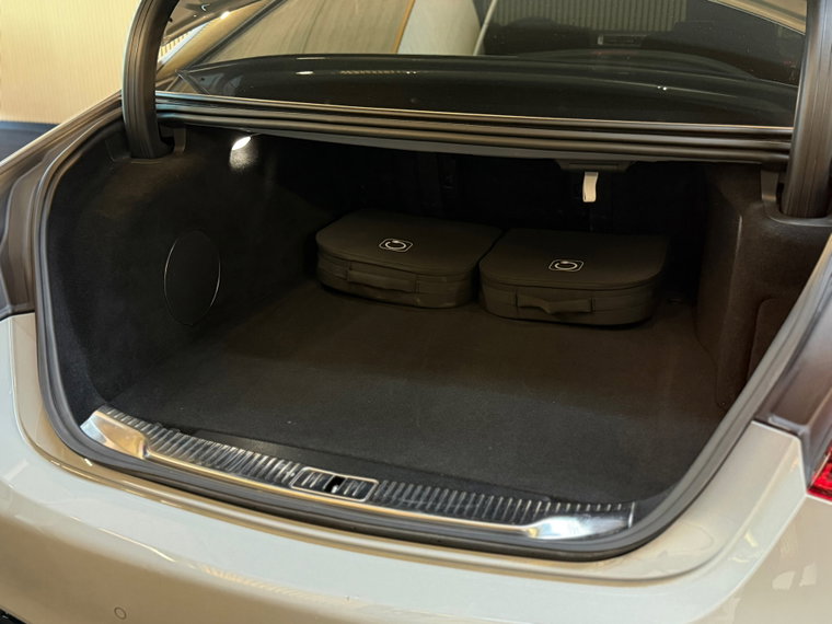 Vehicle Image 33