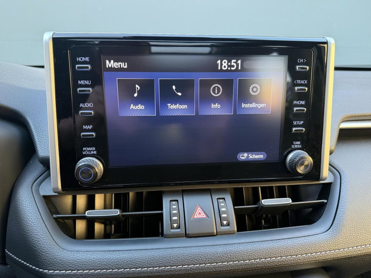 Vehicle Image 30