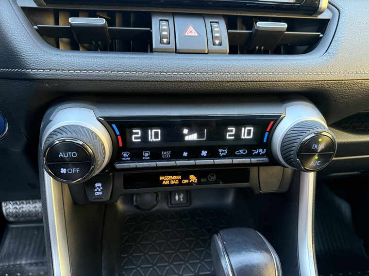 Vehicle Image 38