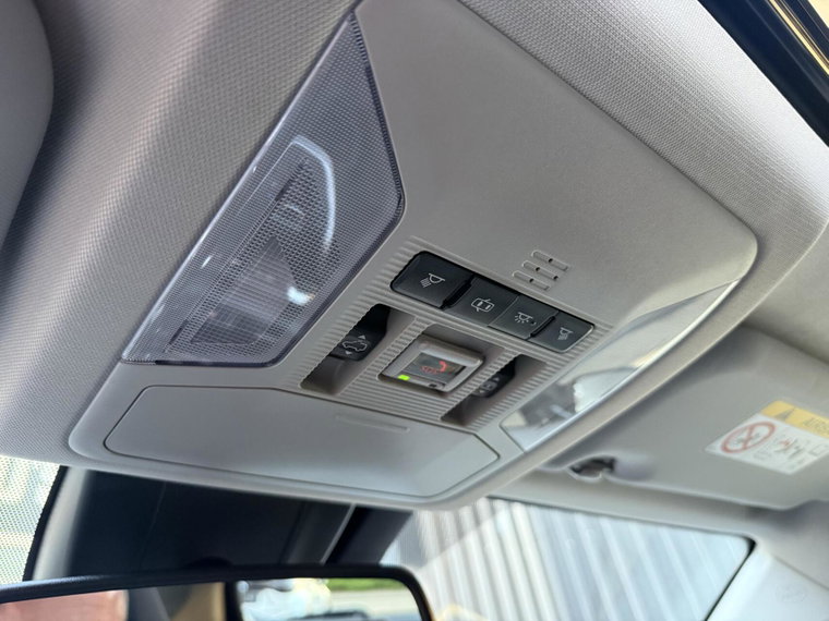 Vehicle Image 39