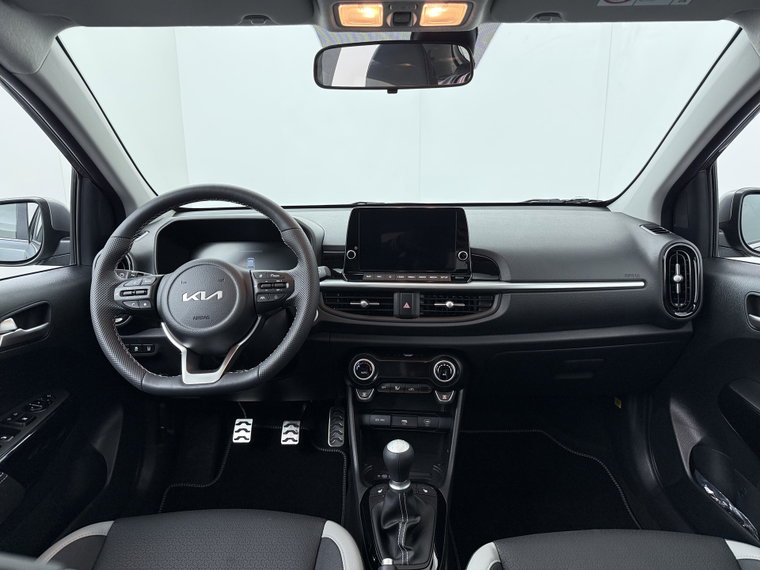 Vehicle Image 36