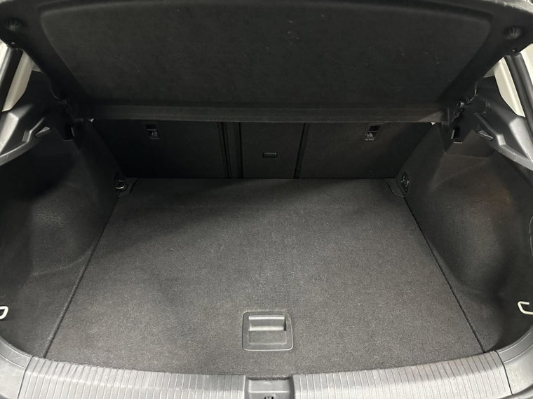 Vehicle Image 52
