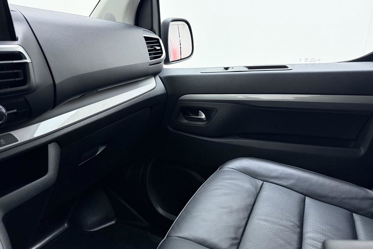 Vehicle Image 40