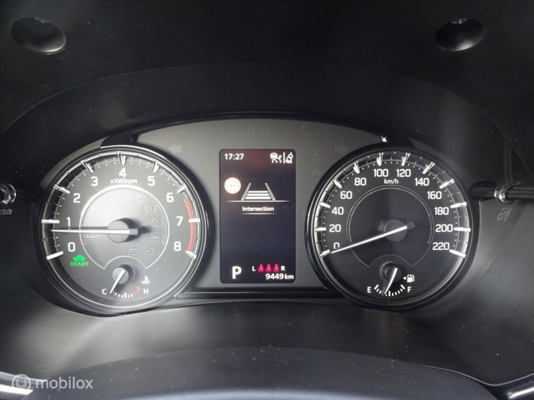 Vehicle Image 16