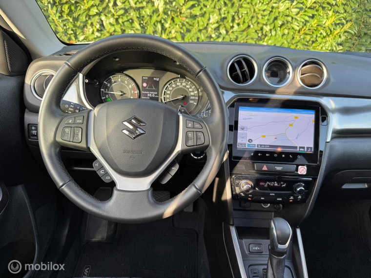 Vehicle Image 12