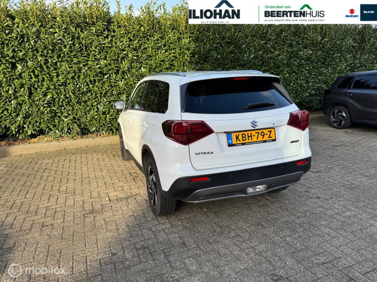 Vehicle Image 8