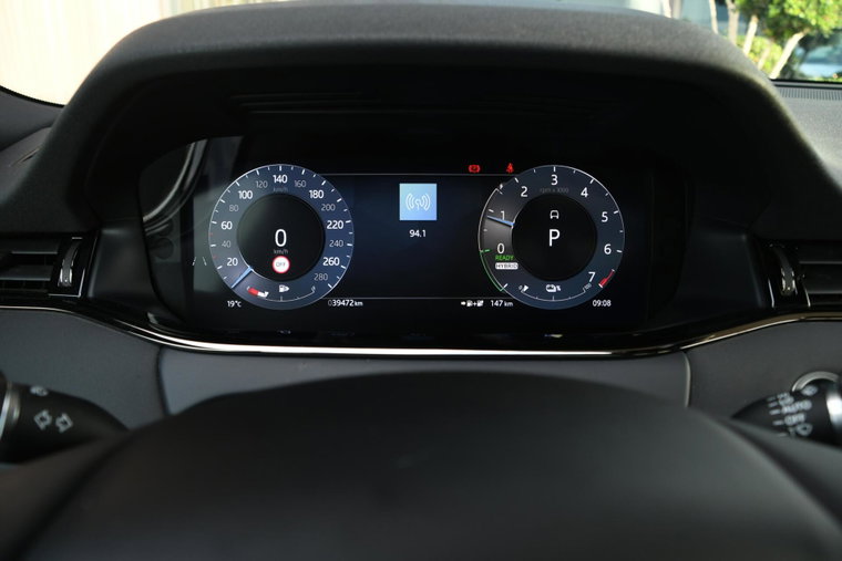 Vehicle Image 13