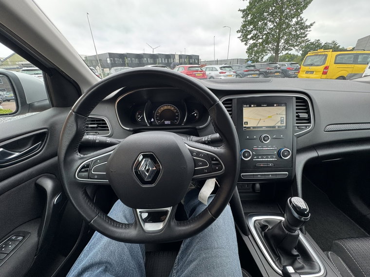 Vehicle Image 17