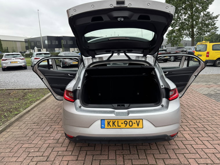 Vehicle Image 27