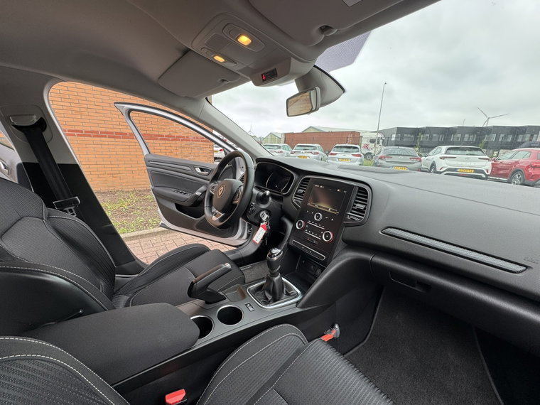 Vehicle Image 33