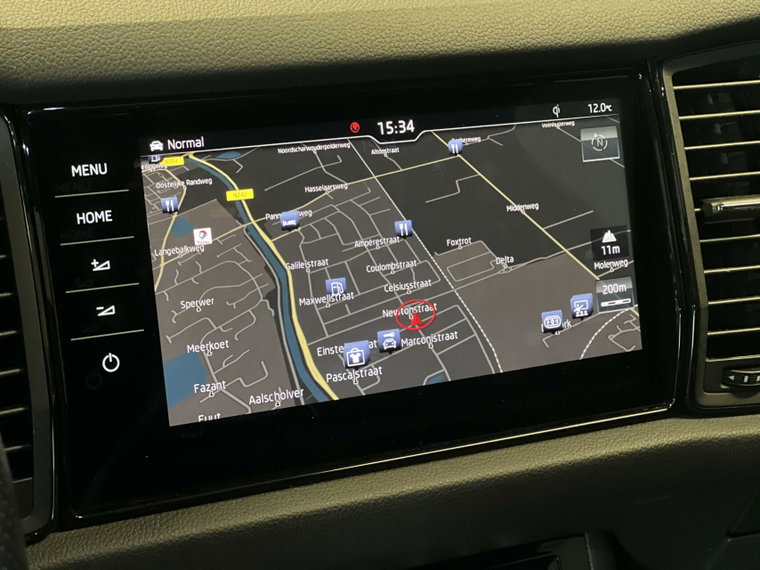 Vehicle Image 22