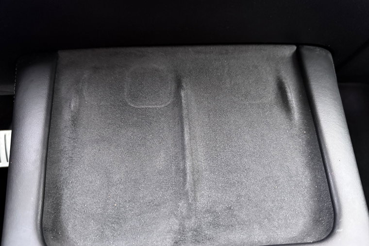 Vehicle Image 26