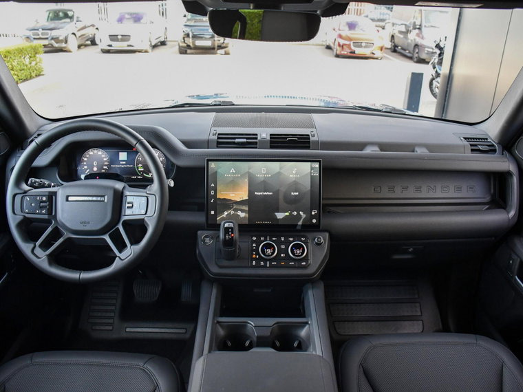 Vehicle Image 13