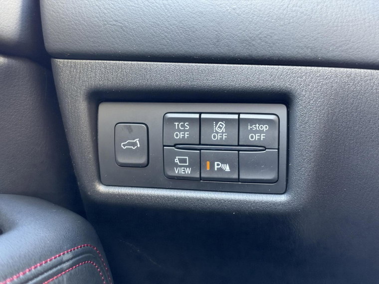 Vehicle Image 36
