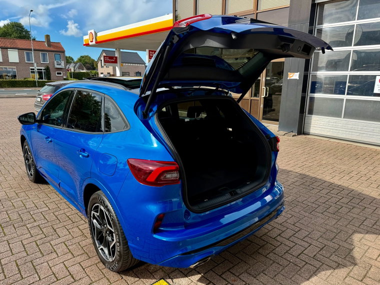 Vehicle Image 33