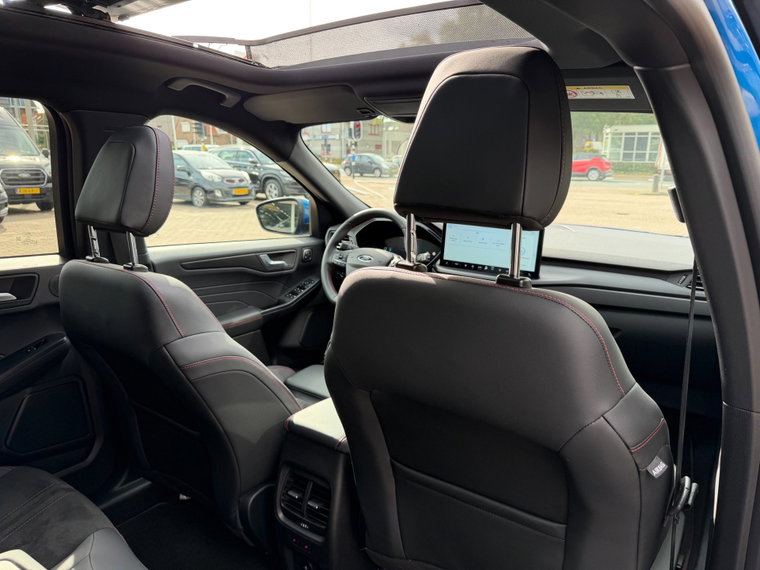 Vehicle Image 37
