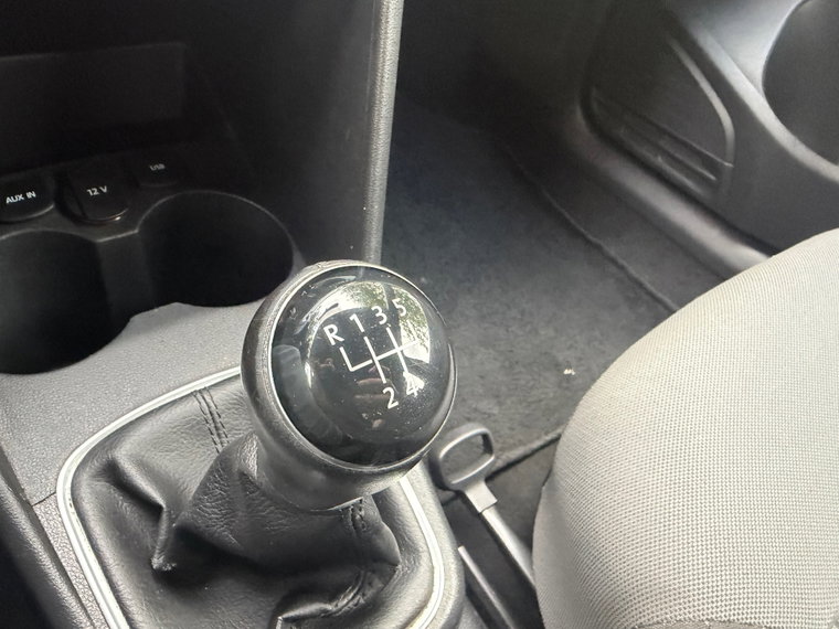 Vehicle Image 22