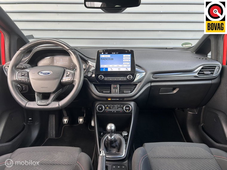 Vehicle Image 18