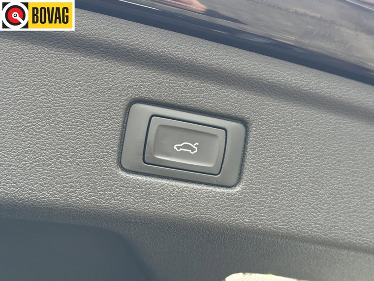 Vehicle Image 39