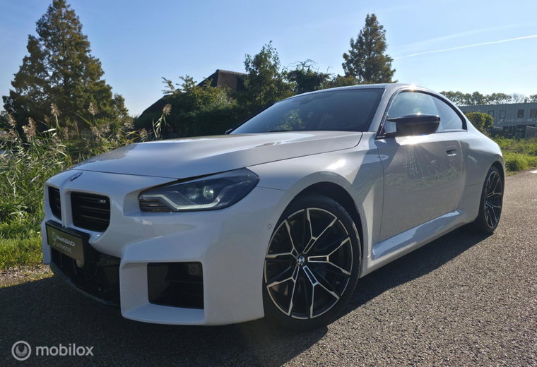 Vehicle Image 32