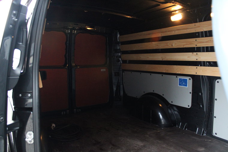 Vehicle Image 12