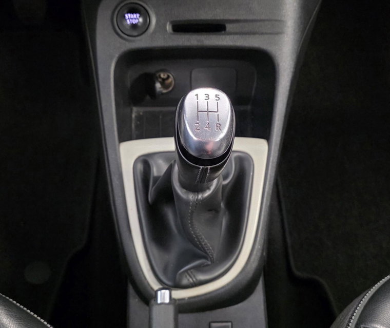 Vehicle Image 19