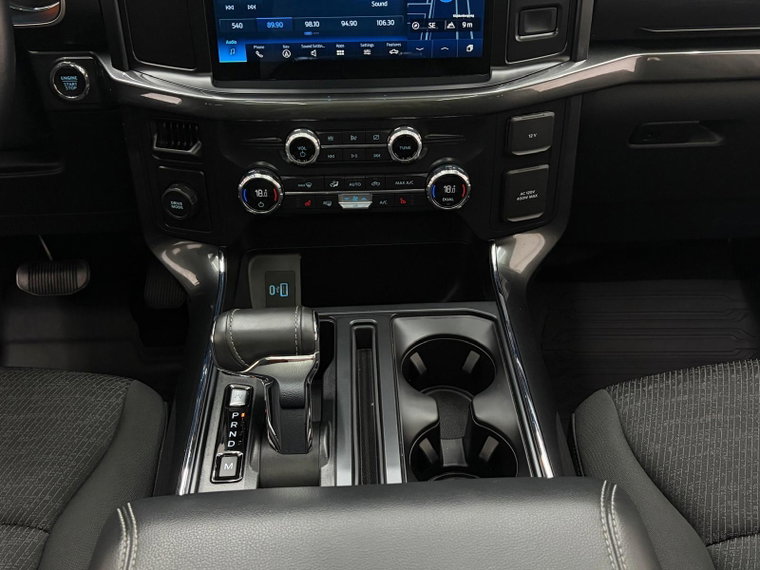 Vehicle Image 17