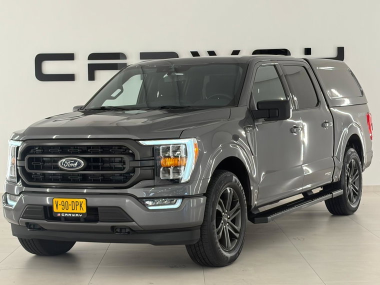 Vehicle Image 6