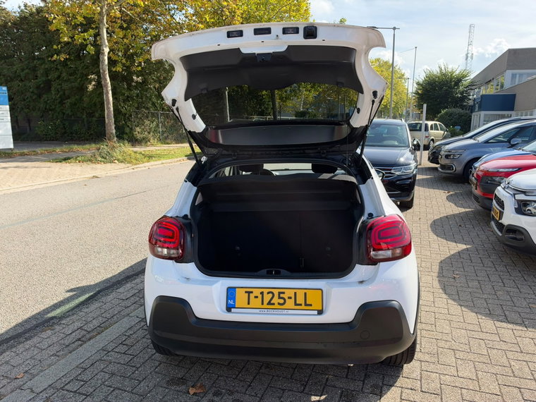 Vehicle Image 22