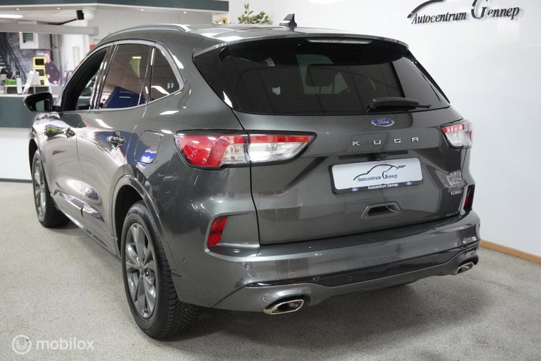 Vehicle Image 16