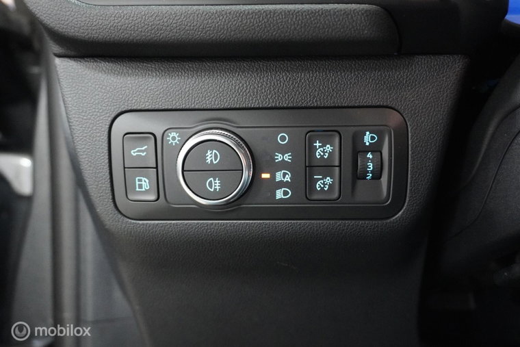 Vehicle Image 26