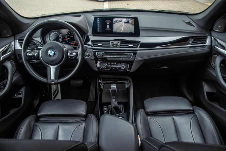 Vehicle Image 13