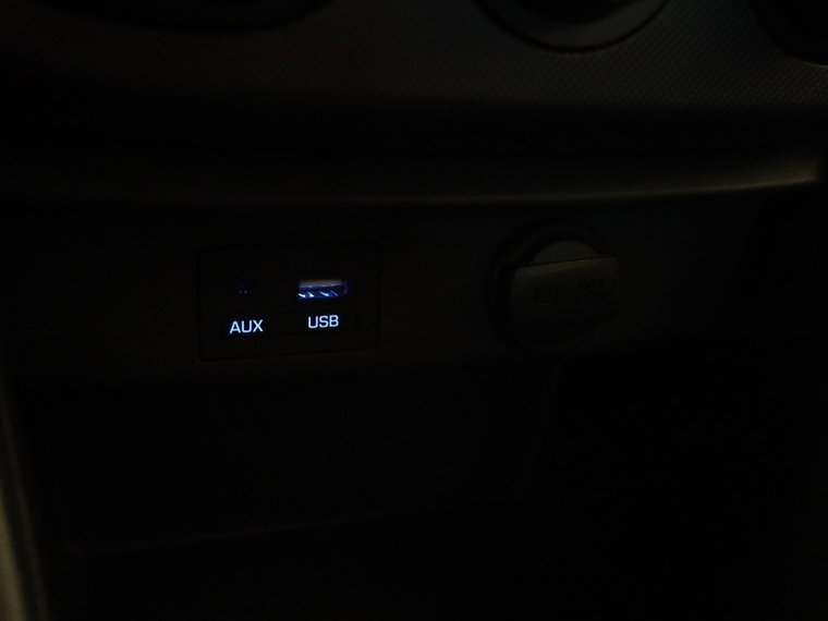 Vehicle Image 29