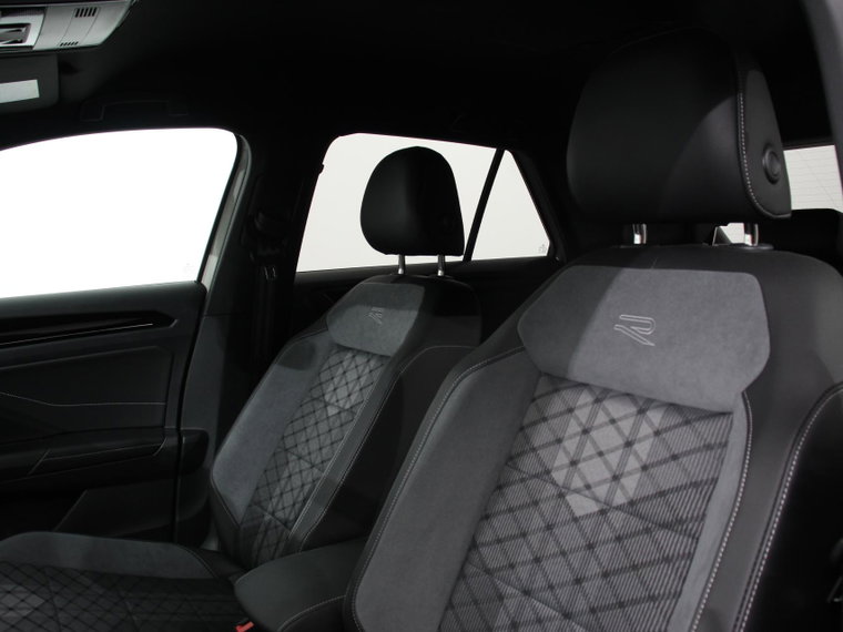 Vehicle Image 37