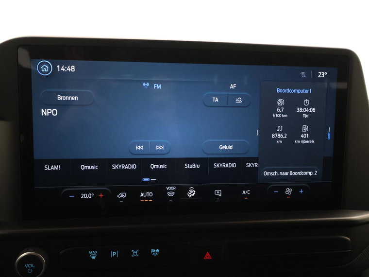 Vehicle Image 33